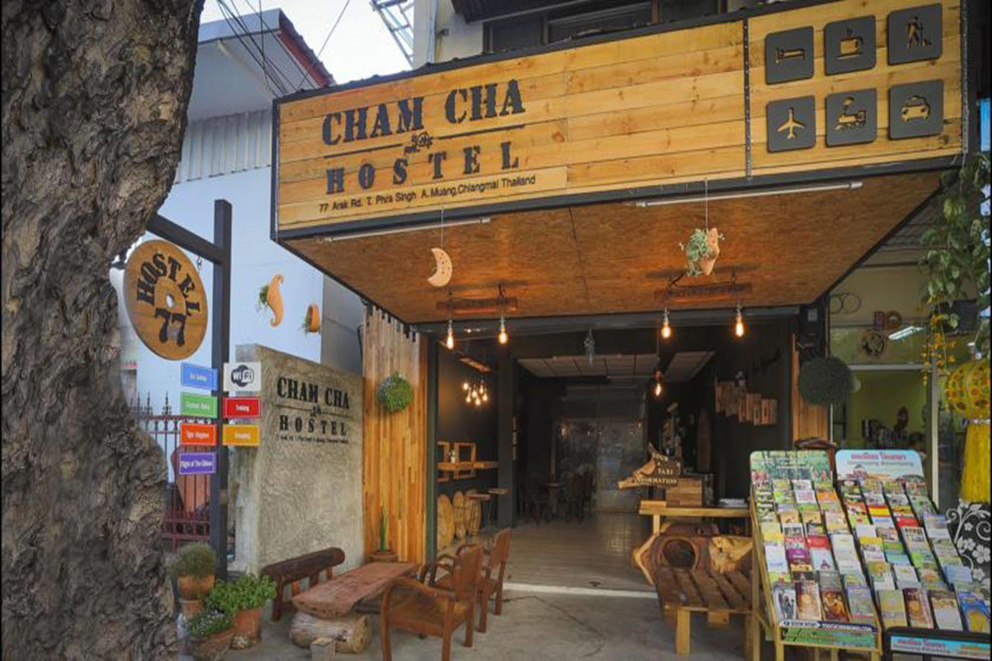 Cham Cha Hostel 치앙마이 외부 사진